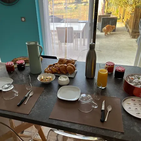 Bed and Breakfast Chez Chris Et Pat