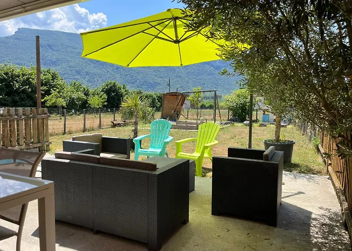 Chez Chris Et Pat 3* Beaulieu (Isere)